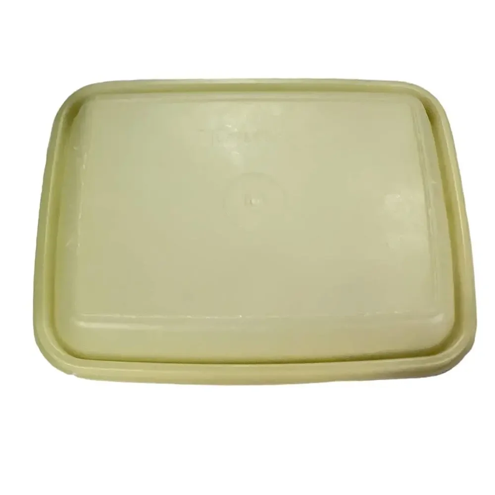 Tupperware Vintage Almond Ice Cream Keeper and Translucent Lid #2